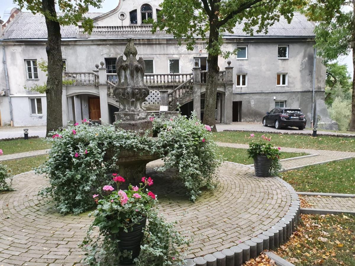 Linkuva Manor Apartment Kaunas Exteriör bild
